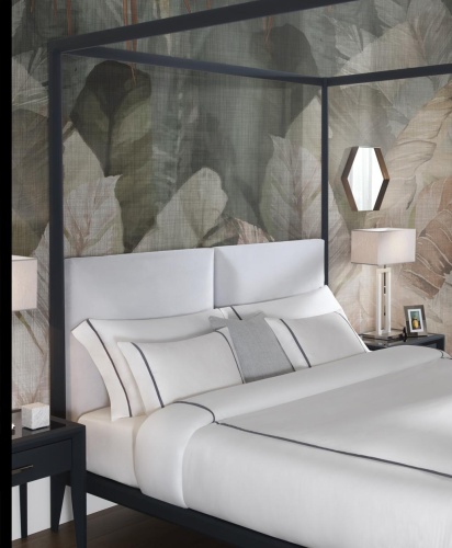Итальянская кровать с балдахином Aspen Canopy Bed_2